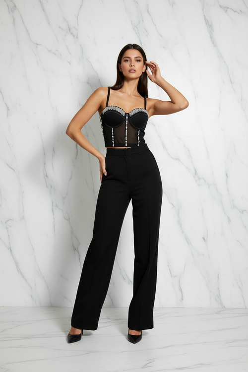 Rhinestone corset met zwarte broek